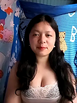 Snapshot of lisa-bae00 chatting on 02.22.26 lisa-bae00 online show from 02.22.26