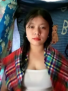 Snapshot of lisa-bae00 chatting on 02.25.26 lisa-bae00 online show from 02.25.26