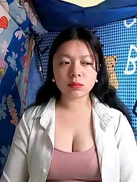 Snapshot of lisa-bae00 chatting on 03.10.26 lisa-bae00 online show from 03.10.26