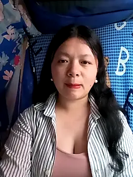 Snapshot of lisa-bae00 chatting on 03.10.26 lisa-bae00 online show from 03.10.26