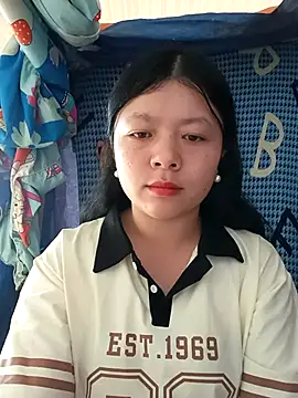 Snapshot of lisa-bae00 chatting on 03.31.26 lisa-bae00 online show from 03.31.26