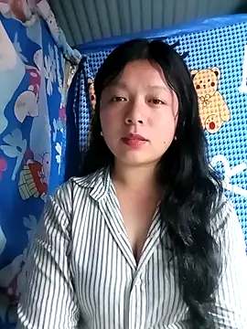 Snapshot of lisa-bae00 chatting on 04.02.26 lisa-bae00 online show from 04.02.26