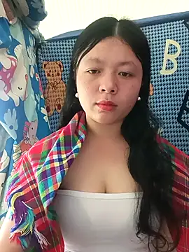 Snapshot of lisa-bae00 chatting on 04.03.26 lisa-bae00 online show from 04.03.26