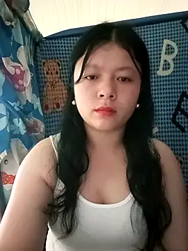 Snapshot of lisa-bae00 chatting on 04.03.26 lisa-bae00 online show from 04.03.26