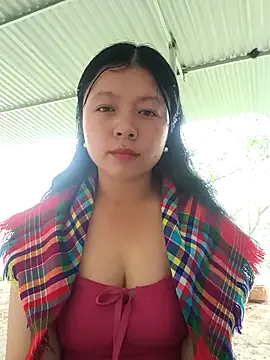 Snapshot of lisa-bae00 chatting on 04.14.26 lisa-bae00 online show from 04.14.26