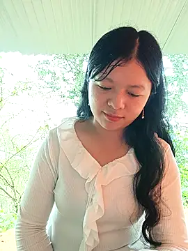 Snapshot of lisa-bae00 chatting on 06.22.26 lisa-bae00 online show from 06.22.26