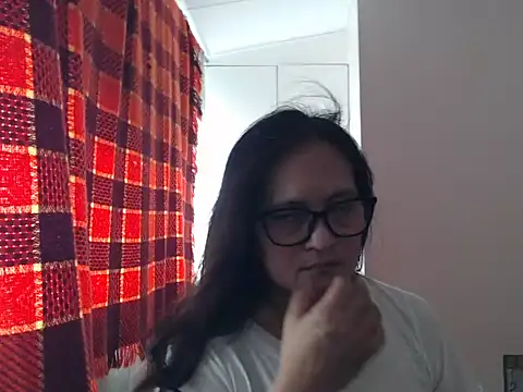 Kinkybela2025 online show from 05.25.26