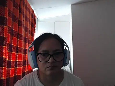 Snapshot of Kinkybela2025 chatting on 07.16.26 Kinkybela2025 online show from 07.16.26