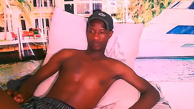 KinkyEbonyGuy1 online show from 11.25.25