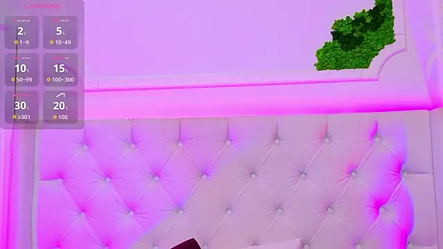 ElisaCharm online show from 03.31.26