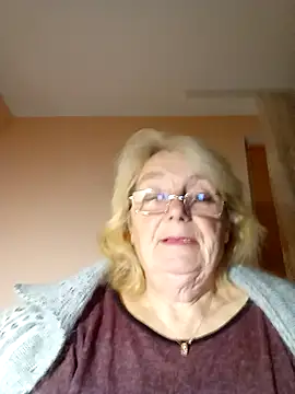 AmyLove353 online show from 11.04.25