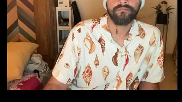 MakeMeAwareAah online show from 01.08.26