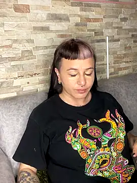 camilaa lux online show from 10.29.25