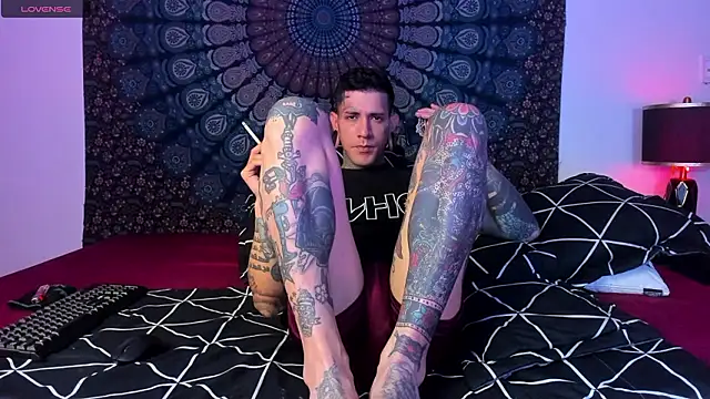 Snapshot of cleoo_jhonny chatting on 02.07.26 cleoo jhonny online show from 02.07.26