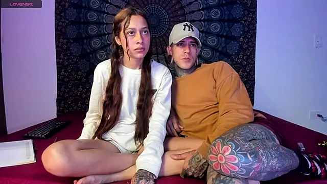 Snapshot of cleoo_jhonny chatting on 02.15.26 cleoo jhonny online show from 02.15.26