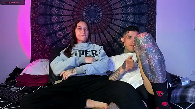 Snapshot of cleoo_jhonny chatting on 02.19.26 cleoo jhonny online show from 02.19.26