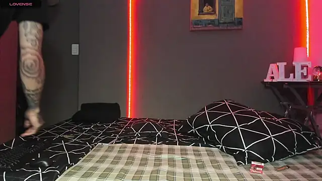 Snapshot of cleoo_jhonny chatting on 03.02.26 cleoo jhonny online show from 03.02.26