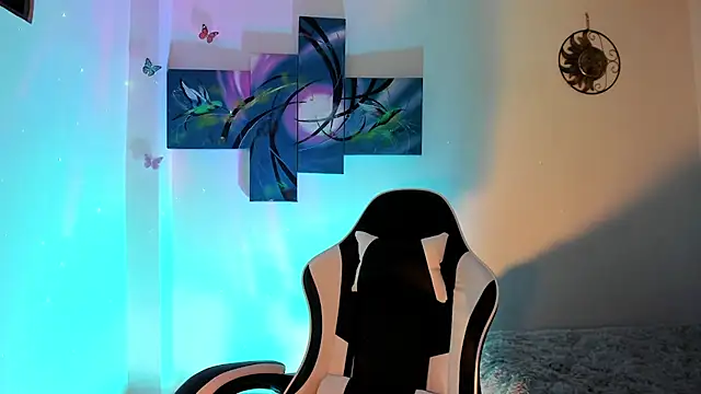 Soouf  online show from 11.25.25