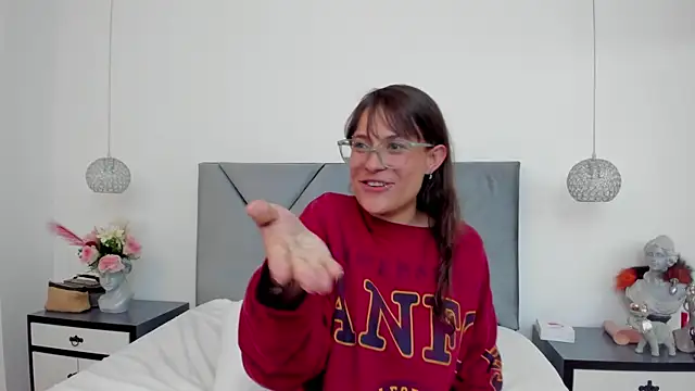 Snapshot of SofiaCavalli chatting on 11.09.25 SofiaCavalli online show from 11.09.25