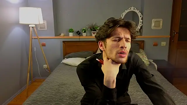 Snapshot of elvano_et chatting on 11.29.25 elvano et online show from 11.29.25