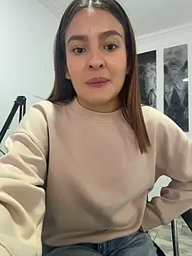 Talia Bonet online show from 04.02.26