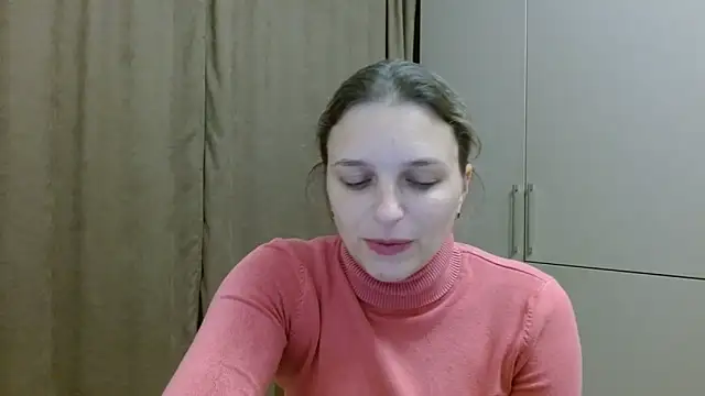 Snapshot of ElisSky301 chatting on 10.31.25 ElisSky301 online show from 10.31.25