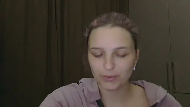 ElisSky301 online show from 12.13.25