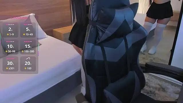 mia collins96 online show from 11.22.25