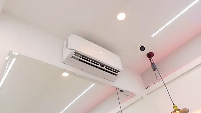 Snapshot of Emily_Baby20 chatting on 02.11.26 Emily Baby20 online show from 02.11.26