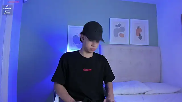 ApoloRicci online show from 02.16.26