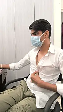 Snapshot of adi8210 chatting on 11.15.25 adi8210 online show from 11.15.25