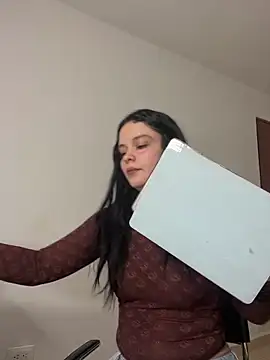 Selena Roa online show from 12.19.25