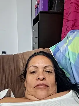 Snapshot of viviana-sexi chatting on 03.06.26 viviana-sexi online show from 03.06.26