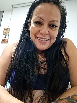 Snapshot of viviana-sexi chatting on 04.13.26 viviana-sexi online show from 04.13.26