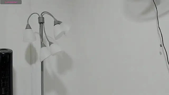 mirandaduboiss online show from 04.04.26