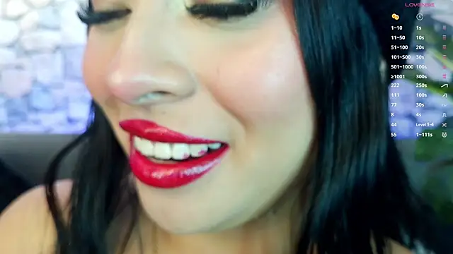 mia roux1 online show from 11.14.25