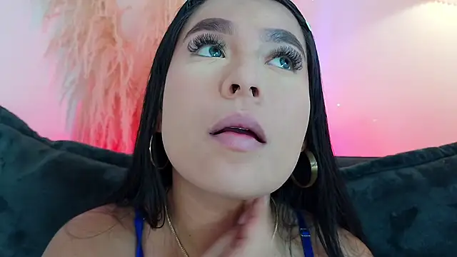 mia roux1 online show from 04.17.26