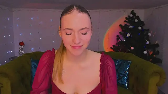 sassy cutie online show from 12.18.25