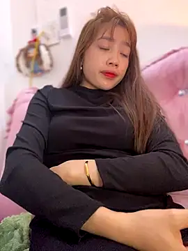 kitty-20x online show from 12.17.25