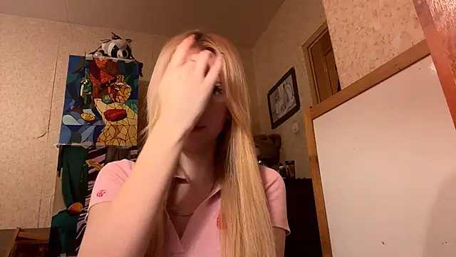 Snapshot of LiltedLube chatting on 10.28.25 LiltedLube online show from 10.28.25