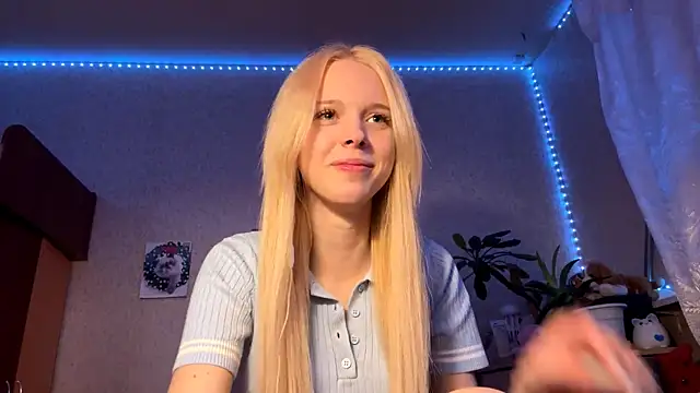 Snapshot of LiltedLube chatting on 11.17.25 LiltedLube online show from 11.17.25