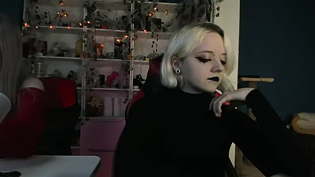 Holy Mistress S online show from 10.31.25