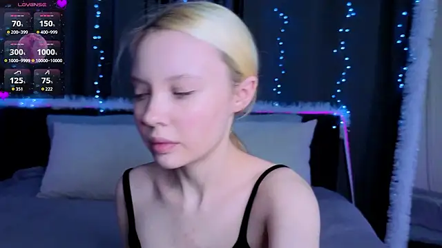 Snapshot of IraYounce chatting on 02.01.26 IraYounce online show from 02.01.26