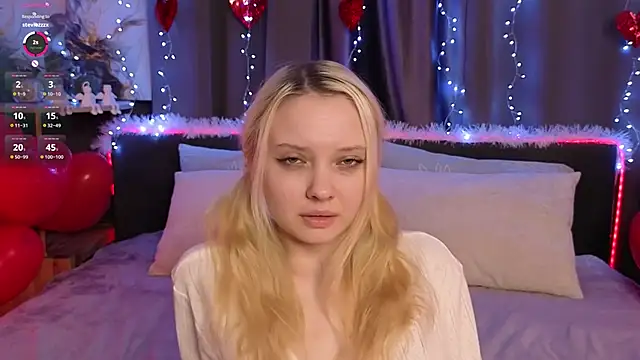 Snapshot of IraYounce chatting on 02.19.26 IraYounce online show from 02.19.26