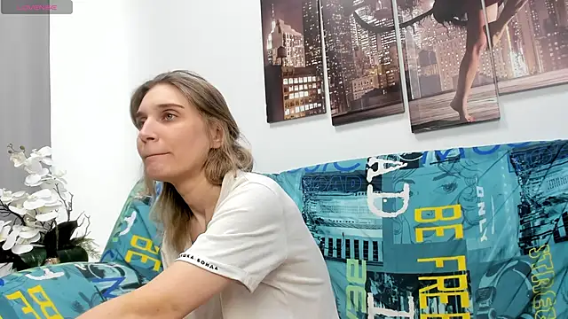 Tenderly Sophie online show from 04.15.26