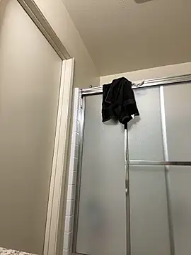 maddfreak0 online show from 12.17.25