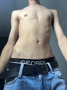 Dominic Thin  online show from 06.08.26