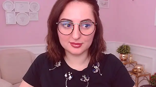 NoraSimons online show from 03.18.26