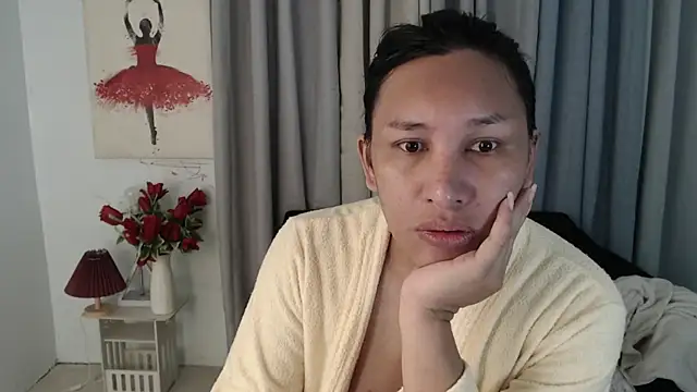 KeraMitenaa online show from 10.22.25