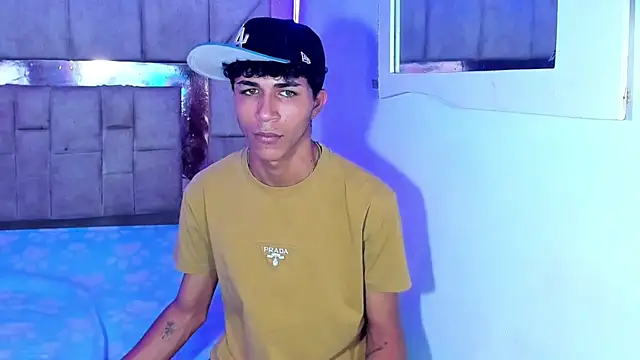 Snapshot of boyswantingplay chatting on 02.16.26 boyswantingplay online show from 02.16.26